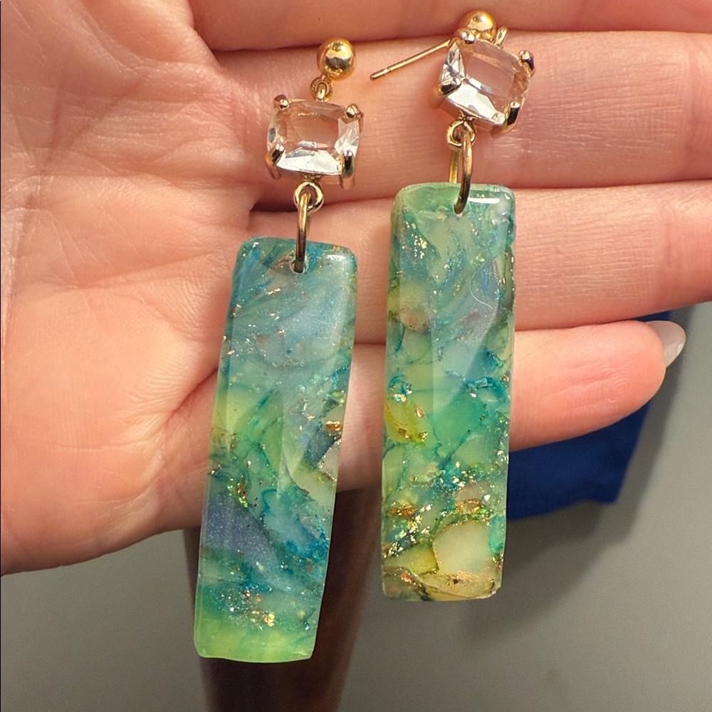 Source Unknown Green And Gold Rectangular Earrings - image 2